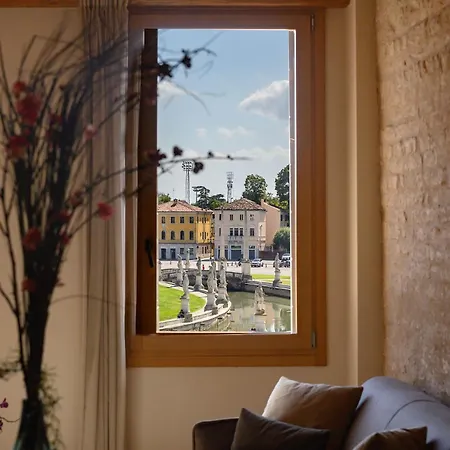 Palazzo Carpediem- In The Heart Of Prato Della Valle *