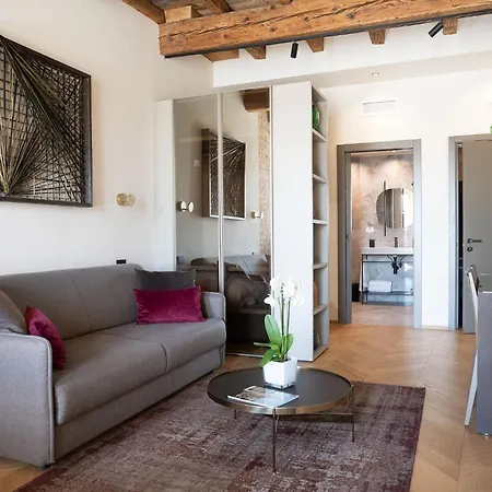 Apartment Palazzo Carpediem- In The Heart Of Prato Della Valle