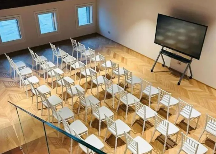 Palazzo Carpediem- Stay In The Heart Of Prato Della Valle *